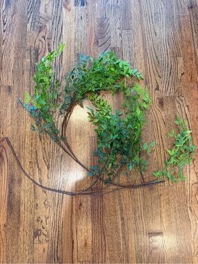 Amazon Faux Greenery Garland - Lush Green Leaves